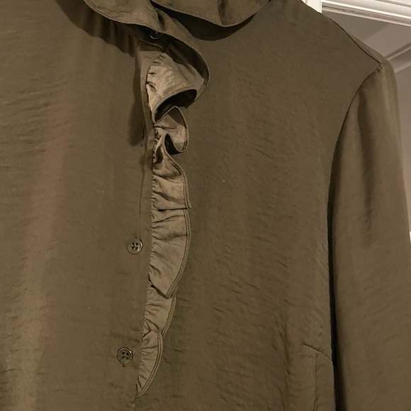 Cabi blouse - Picture 3 of 14